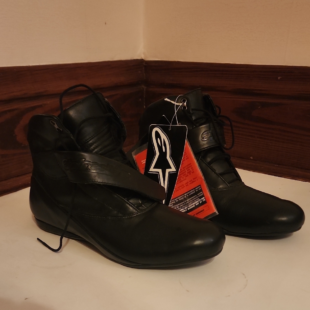 Alpinestars Black Lace Up Boots